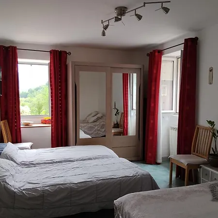 Bed & Breakfast La Maison Du Bonheur 3*